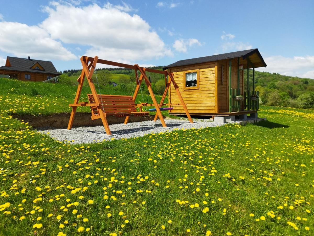 Pokoje Goscinne U Olguni Chyrowa Exterior foto